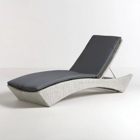 Regulowany leżak ogrodowy z technorattanu PE i aluminium, jasnoszary/antracytowy, 200 x 70 x 35 cm